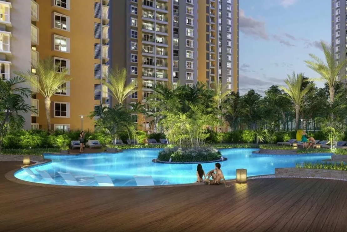POOL DECK